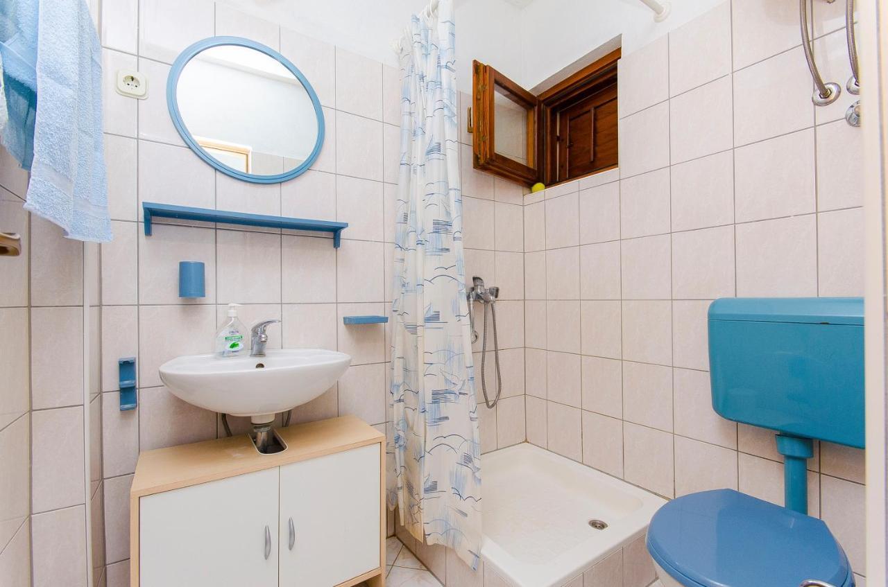 Studio Pisak 2802B Kültér fotó