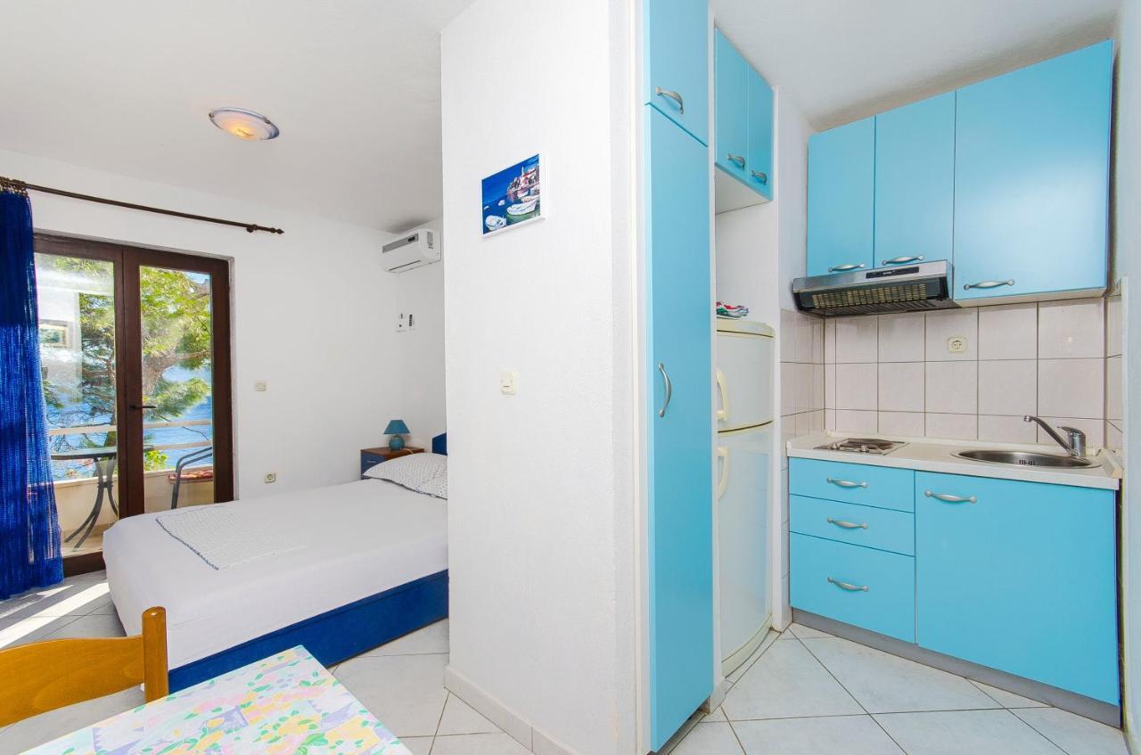 Studio Pisak 2802B Kültér fotó